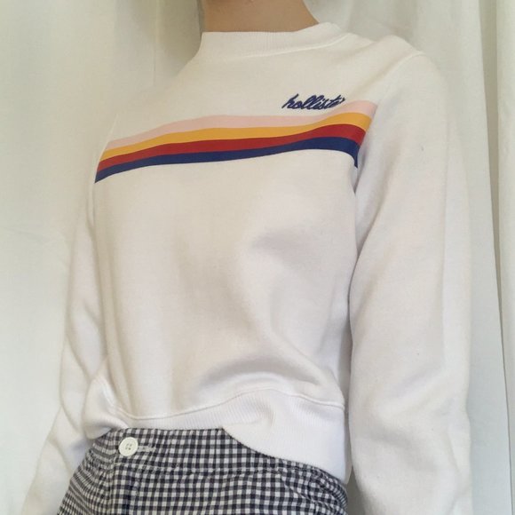 ⭐️Striped Hollister Sweatshirt⭐️ - Picture 1 of 3